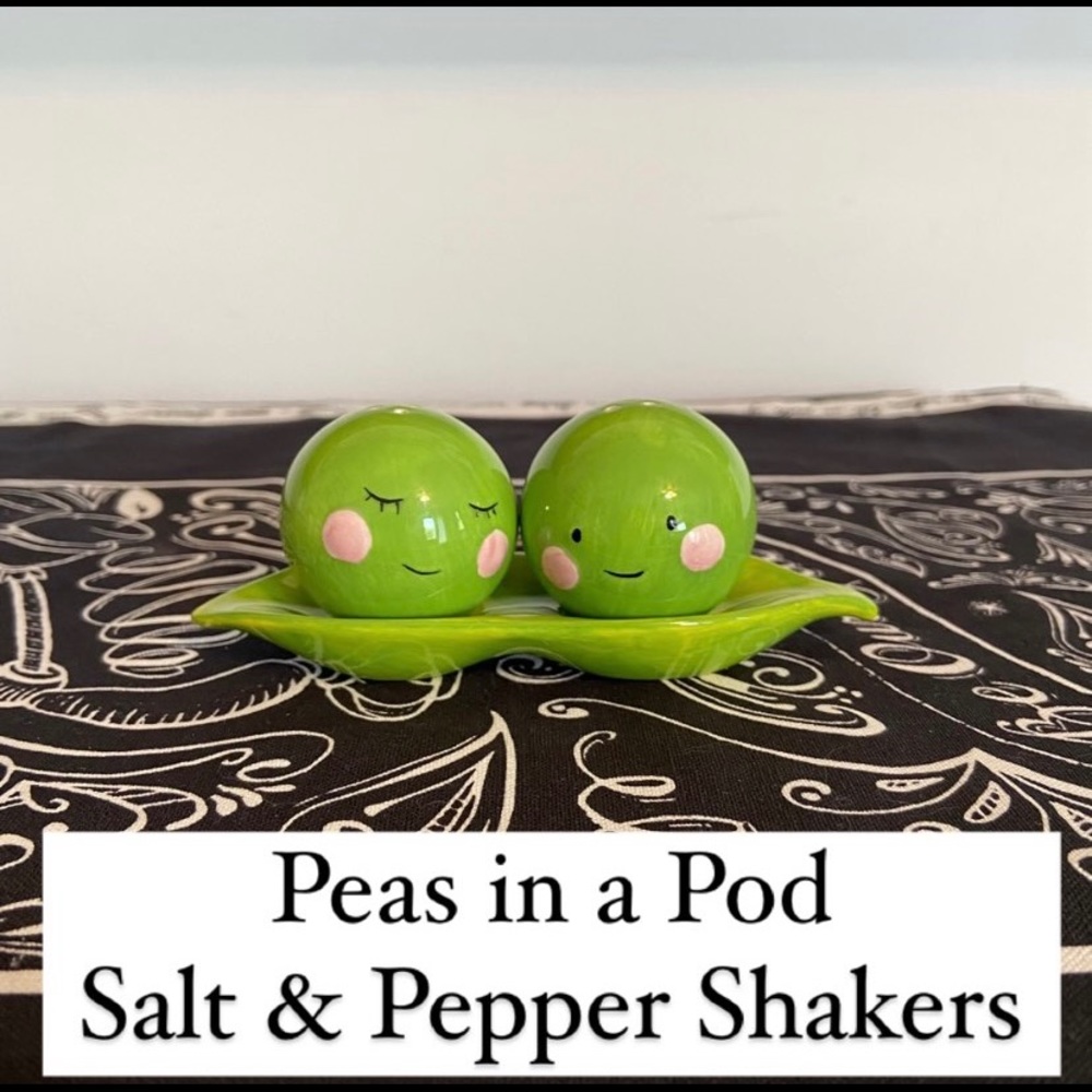 COPY - Peas in a Pod Salt & Pepper Shakers